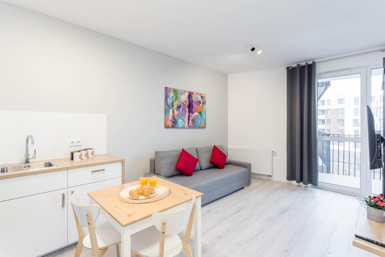 Chill Apartments Warsaw Airport Ngoại thất bức ảnh