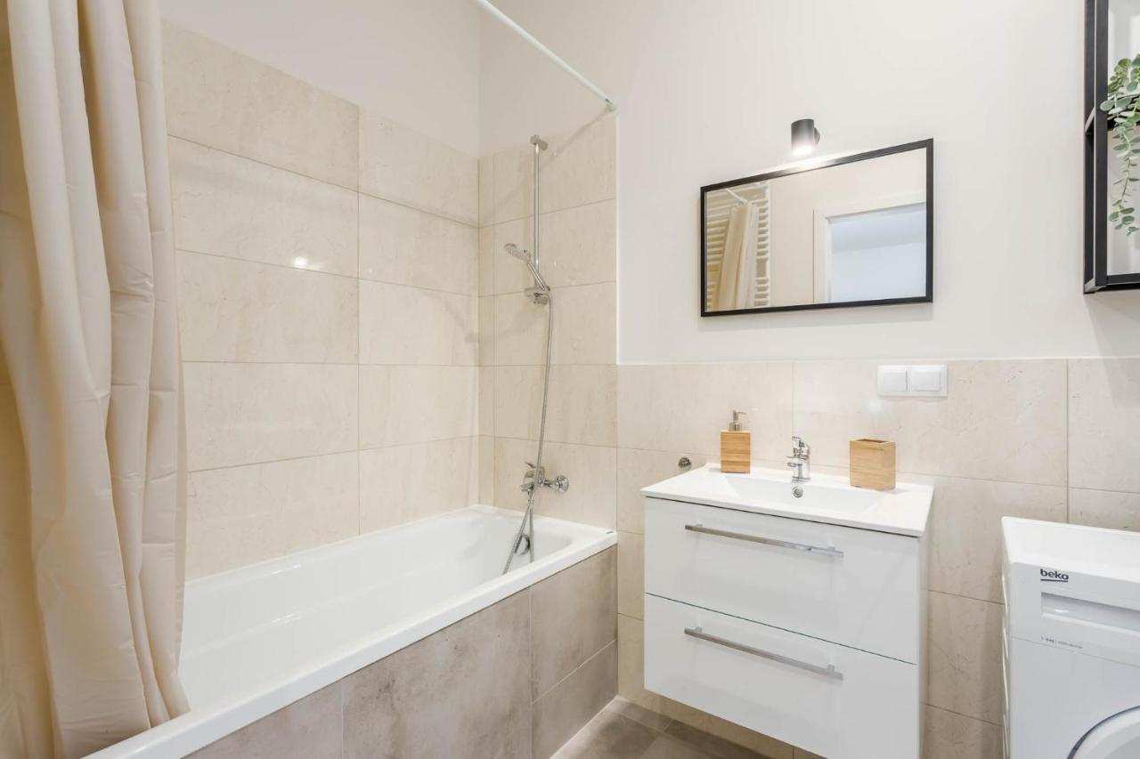 Chill Apartments Warsaw Airport Ngoại thất bức ảnh