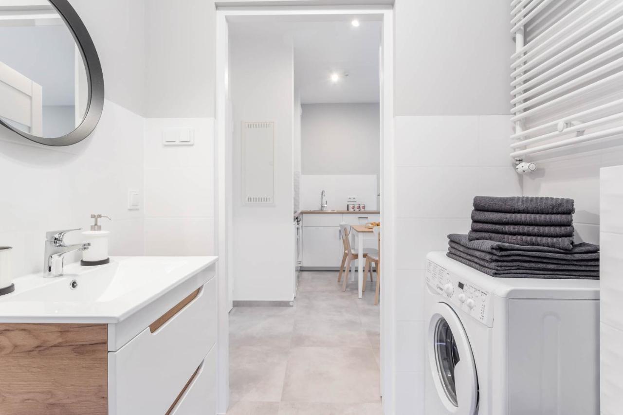 Chill Apartments Warsaw Airport Ngoại thất bức ảnh