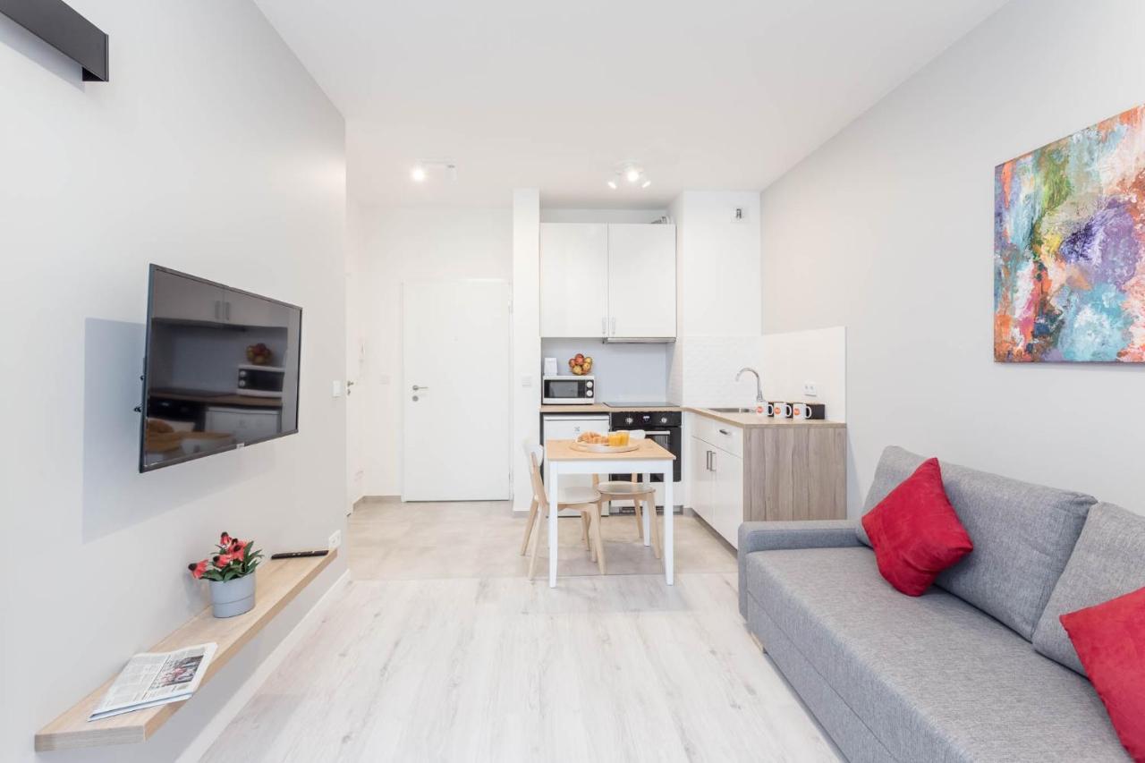 Chill Apartments Warsaw Airport Ngoại thất bức ảnh