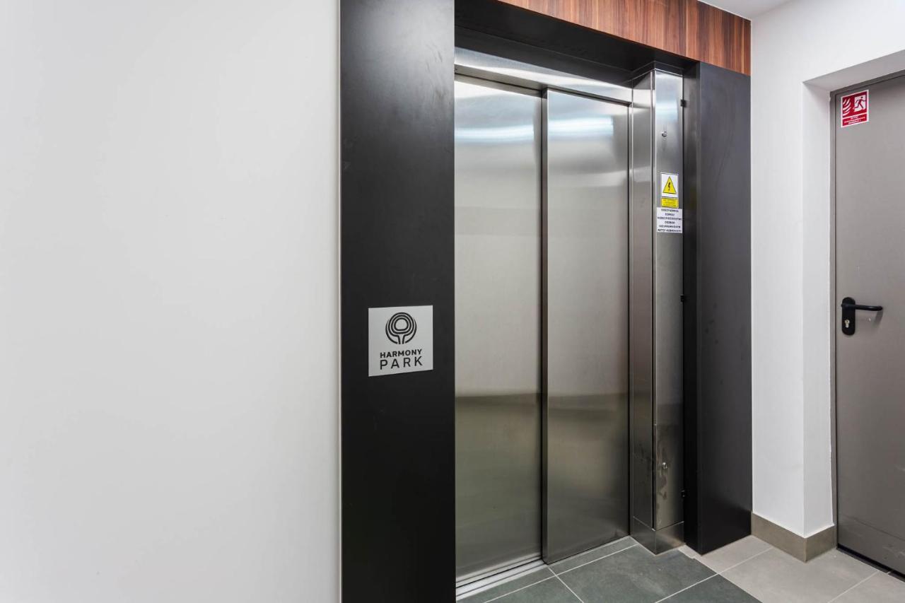 Chill Apartments Warsaw Airport Ngoại thất bức ảnh